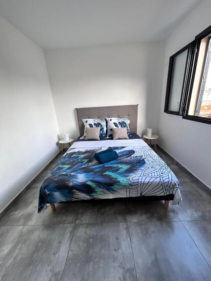 Hotel Arbre A Pain Bras-Panon Exterior foto