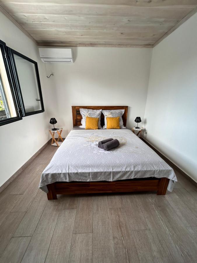 Hotel Arbre A Pain Bras-Panon Exterior foto